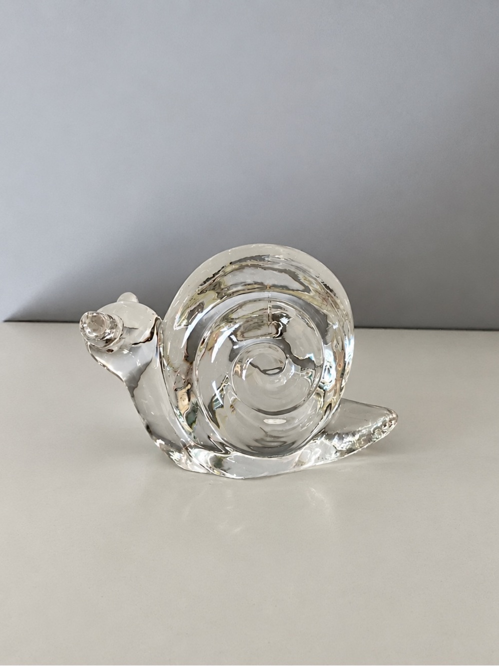 Vintage Clear Art Glass Snail Figurine Paperweight Spiral Shell